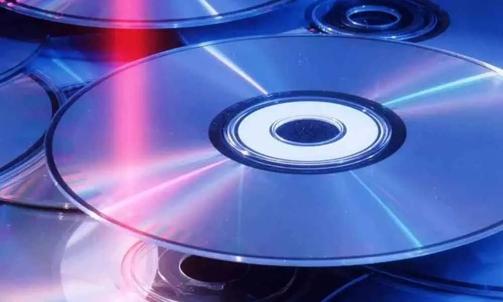 CD shoots up in 2 decades; LP records revenue too