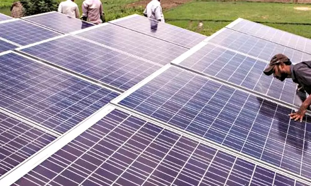 Solar industries provide 30k jobs yearly: Centre