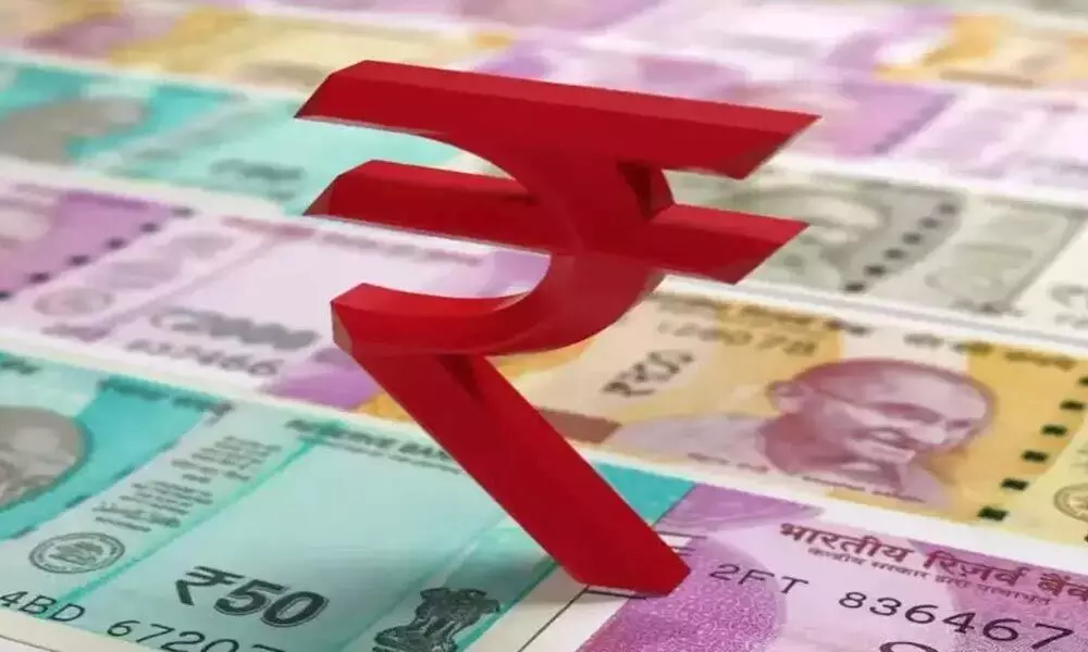 Repee further falls 58 paise to record low of 81.67/$