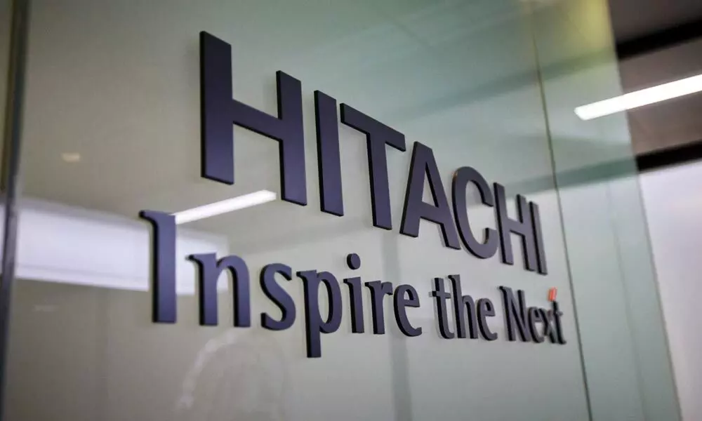 Hitachi suspends business in Russia