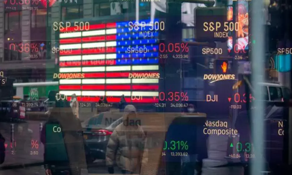 Global stocks gain as Russia-Ukraine talks in progress