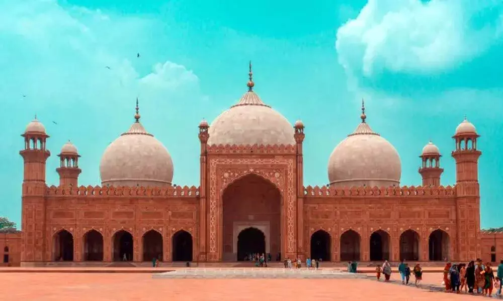 Urdu: Whose language is it anyway? Urdu: Whose language is it anyway?