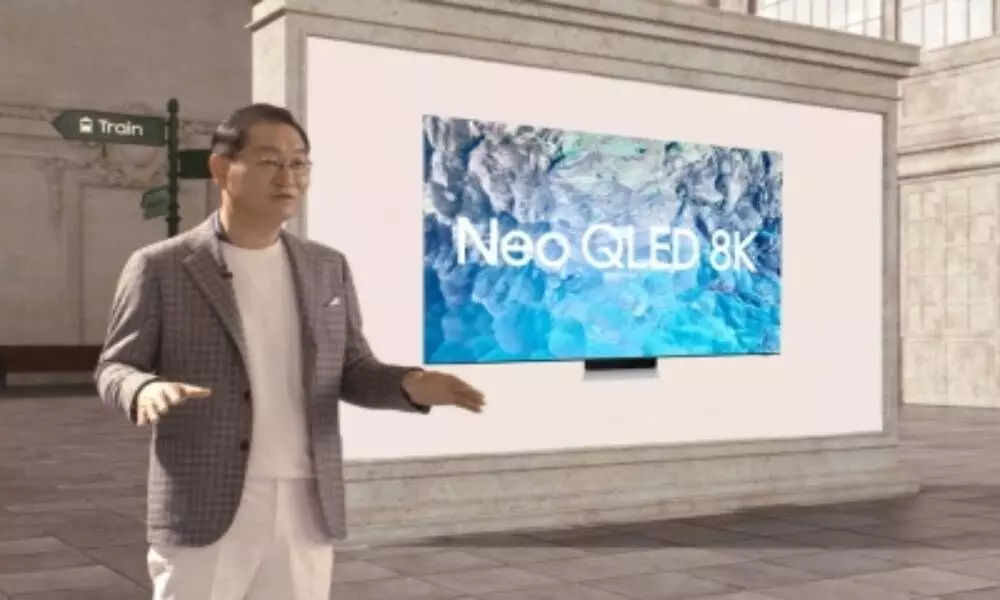 Samsung lays out vision for innovative user experience, unveils premium TV