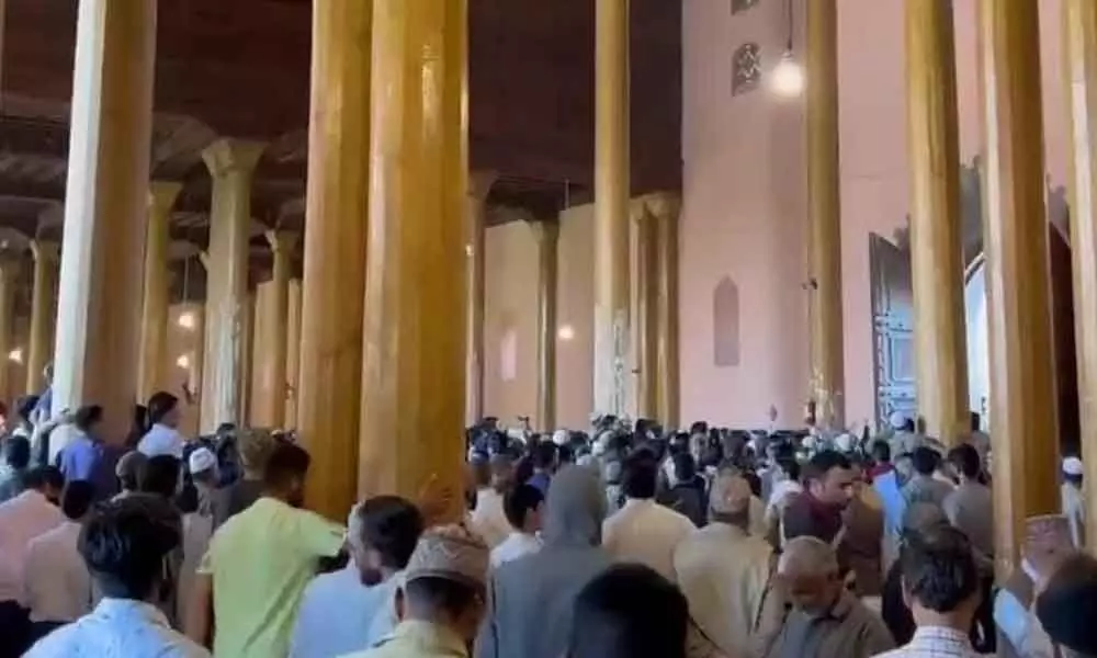 Azadi slogans in Kashmir mosque do not augur well