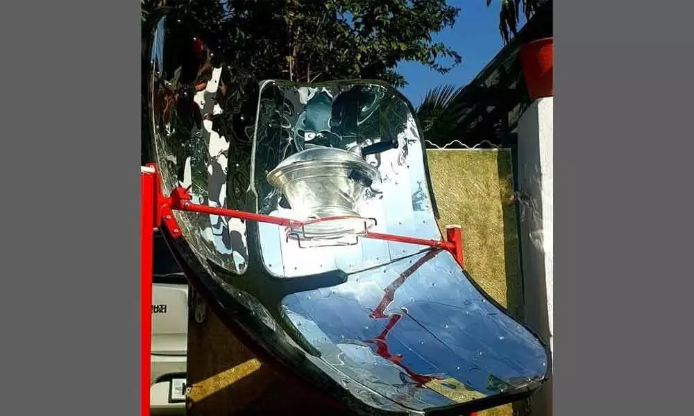 As LPG prices hot up, here is smart solar cooker