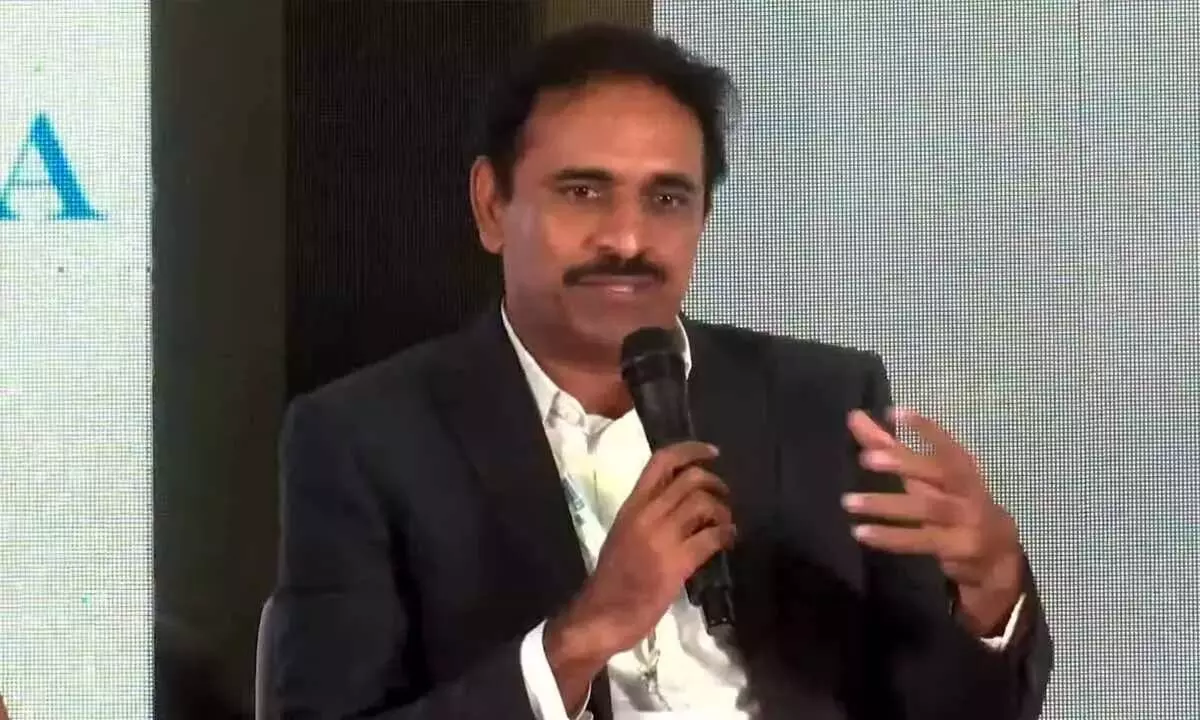 Ravi Eswarapu Head & CEO, Incubation Centre, Andhra University Ravi Eswarapu Head & CEO, Incubation Centre, Andhra University