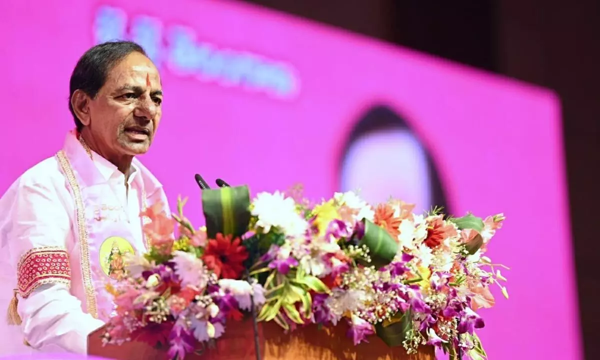 KCR calls for new political force for nation’s progress