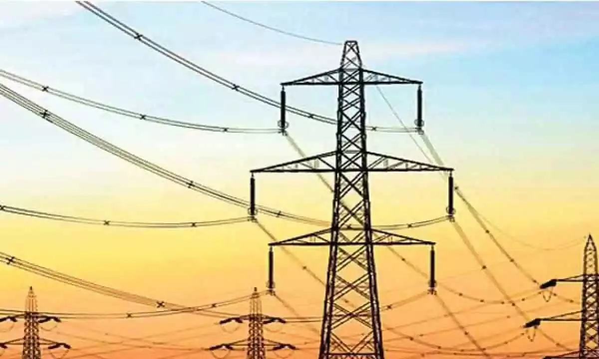 Discoms outstanding dues to gencos rise 4% to `1,21,765 cr in May