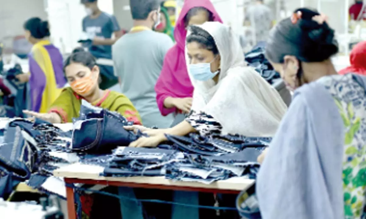 Yogi govt’s big boost to garment manufacturing