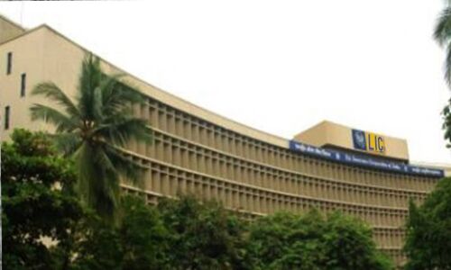 Investors lose Rs 1.2 lakh cr as LIC shares tumble 20% below issue price