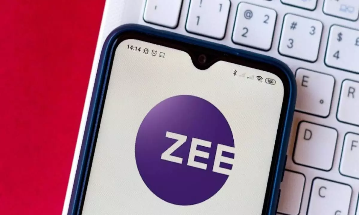 SEBI bars ZEEs Chandra, Goenka from directorial position for 1 year