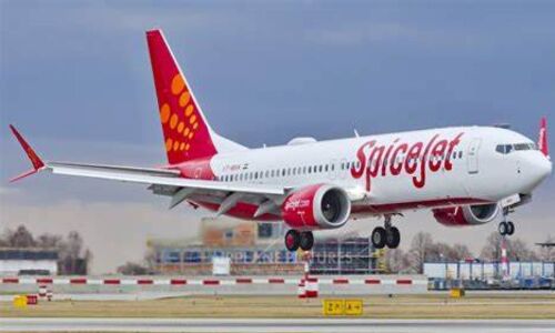 Spicejet says 90 barred pilots to undergo re-training after DGCA slaps fine