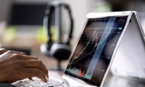 Charts suggests Sensex still in weak zone
