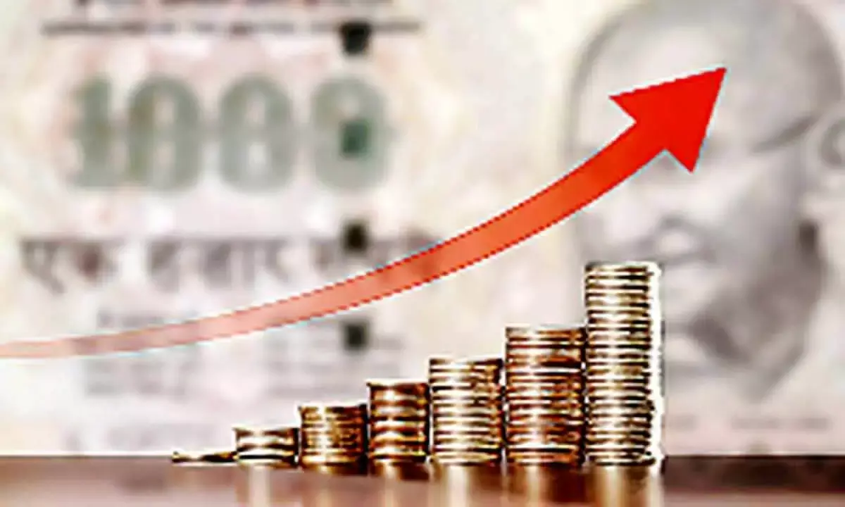 To boost economy, govt must increase investment