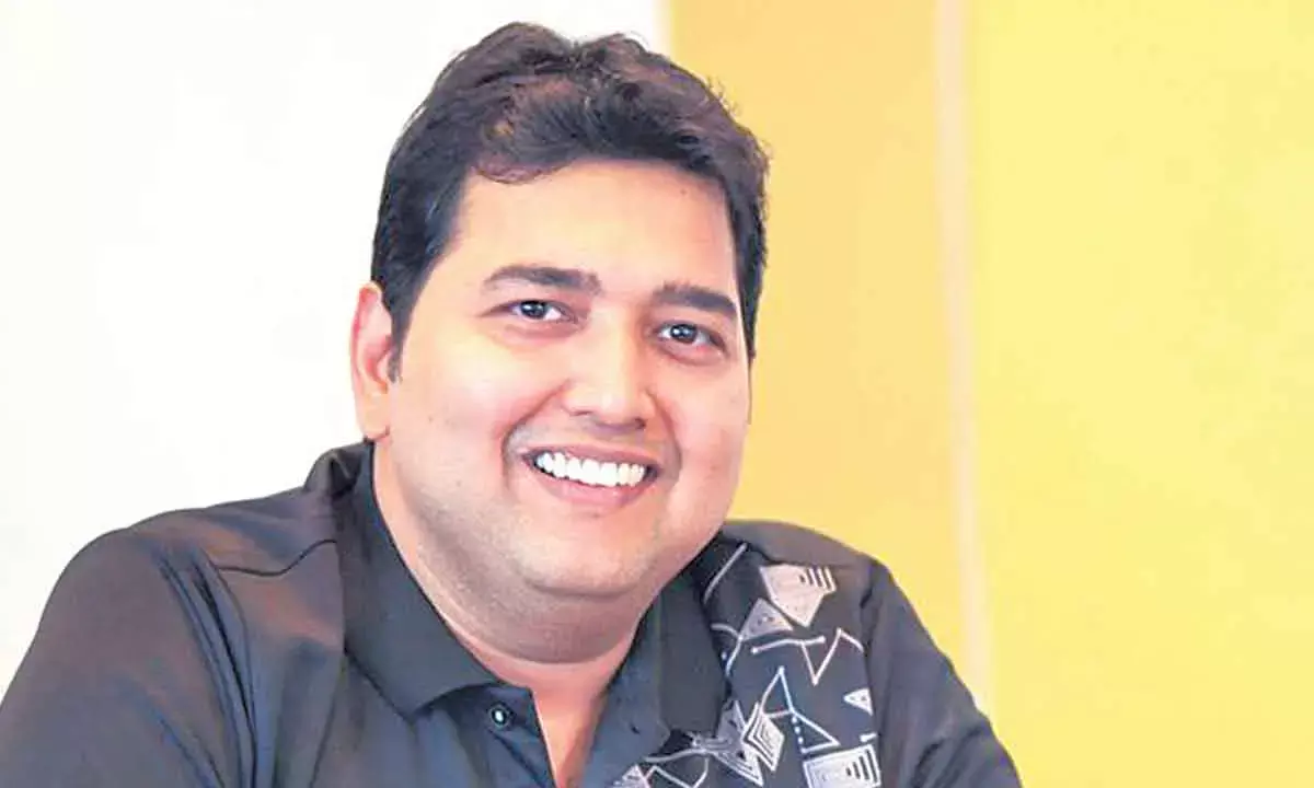 Vineet Agrawal, Co-founder