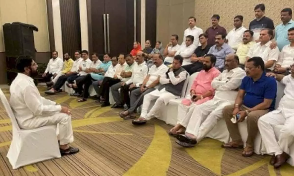 A wake-up call to all dynasty politics A wake-up call to all dynasty politics