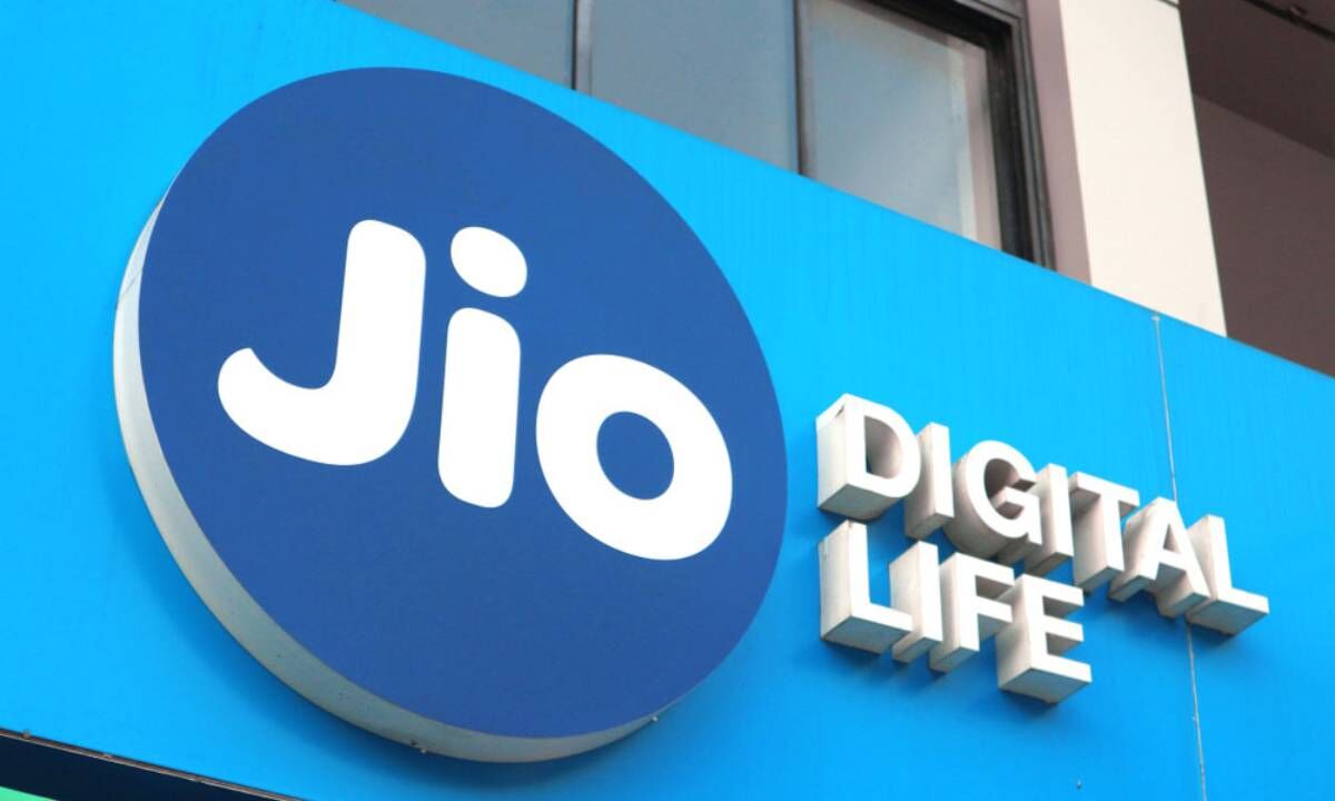 research report on jio financial services