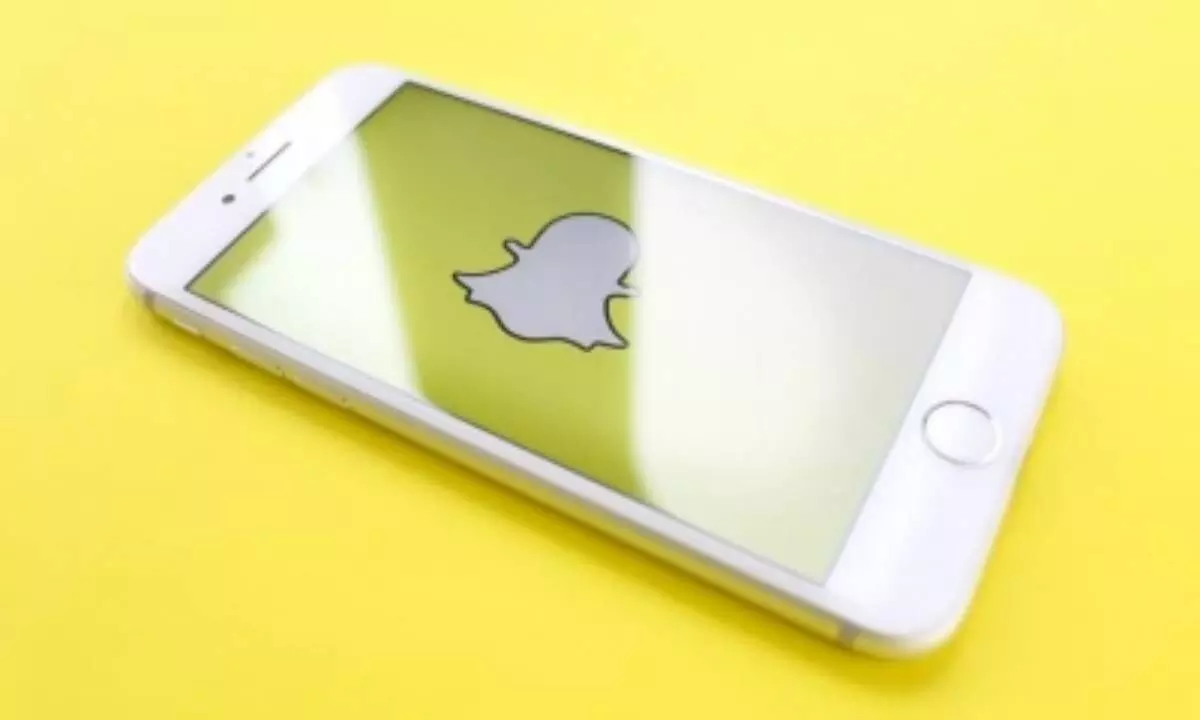 Snap stock tumbles 20% over Q1 revenue miss, Snapchat hits 383 mn users