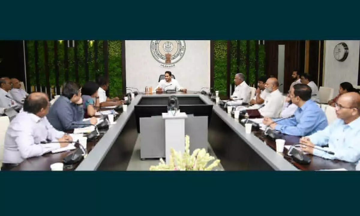 AP CM stresses on digitisation of land records