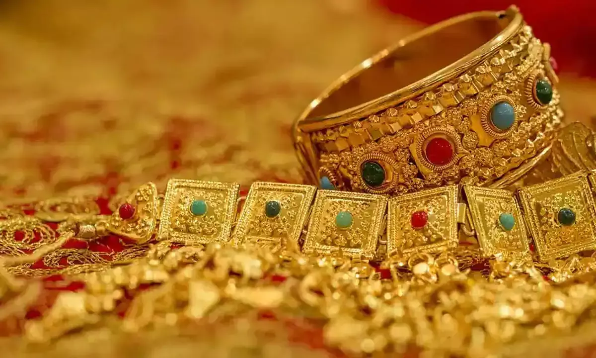 Jewellers expecting biz to shine this Dhanteras