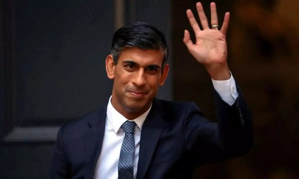 Rishi Sunak must detoxify Brexit to save himself