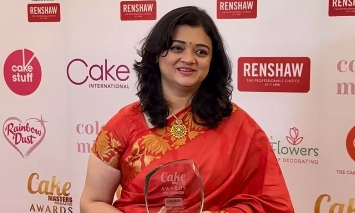 Indian sugar florist Ashwini Sarabhai bags award in UK