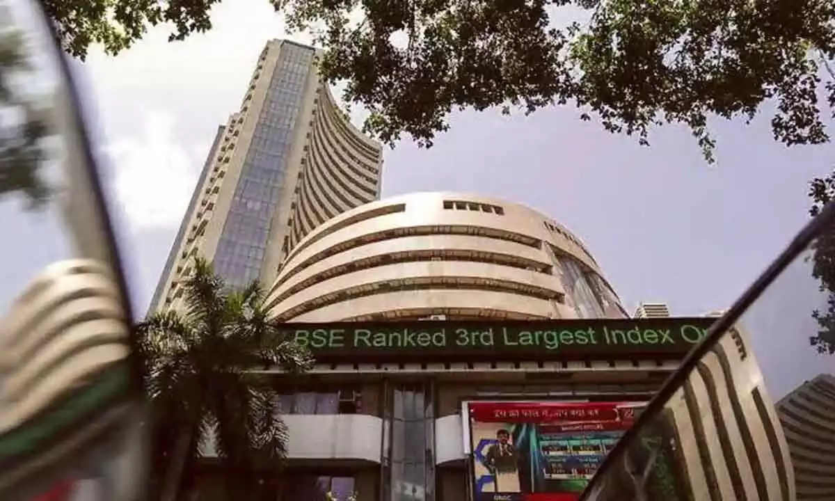 Key indices further inch up on global cues