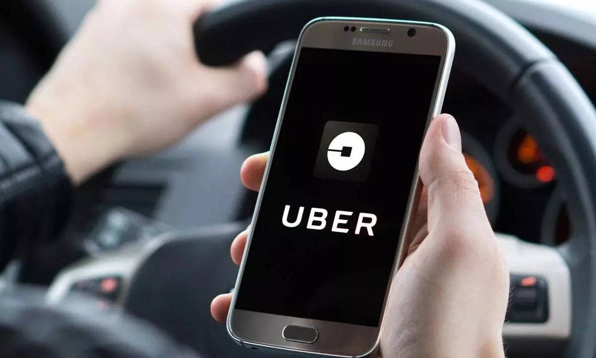Uber to offer cashback as it drops ride discounts for subscribers