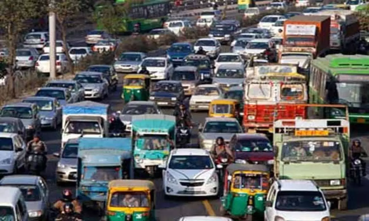 Transporters body to hold protests against Delhi, Punjab govt against ban on BS-III petrol, BS-IV diesel vehicles