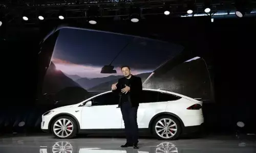 U.S. SEC investigates Elon Musks role in Tesla self-driving claims U.S. SEC investigates Elon Musks role in Tesla self-driving claims
