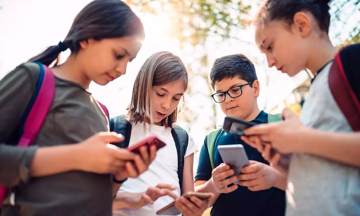 At what age should kids be allowed to use social media?