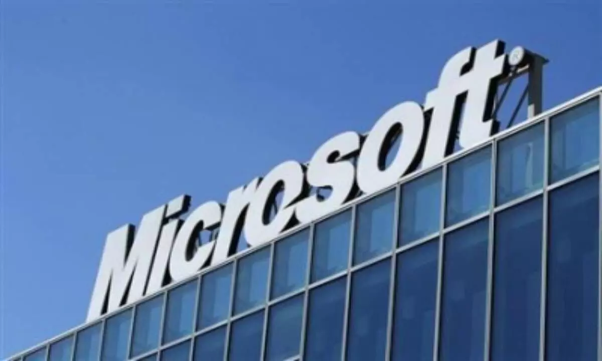 Microsoft’s net income surges 27%