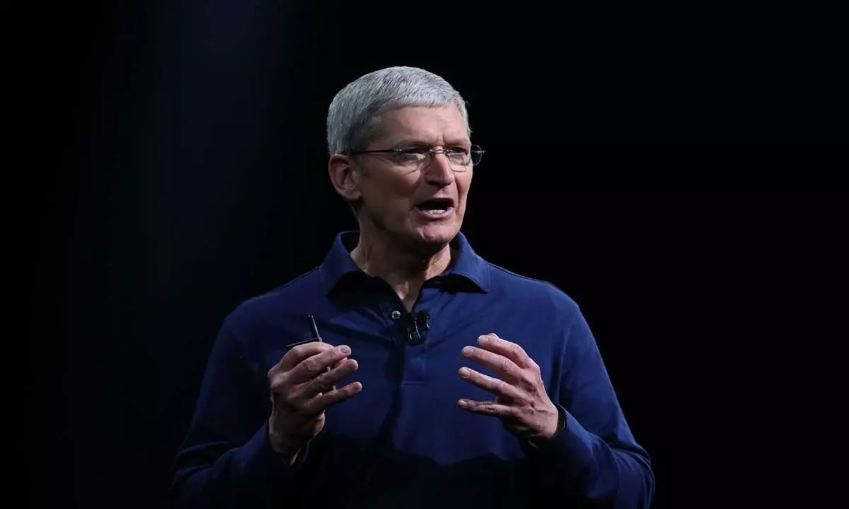 Tim Cook pushes mixed-reality launch despite warnings Tim Cook pushes mixed-reality launch despite warnings