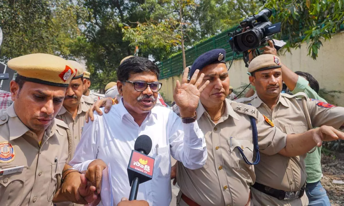 Soma Bharat Kumar, an authorised representative of BRS leader K Kavitha, at the ED office in New Delhi on Thursday