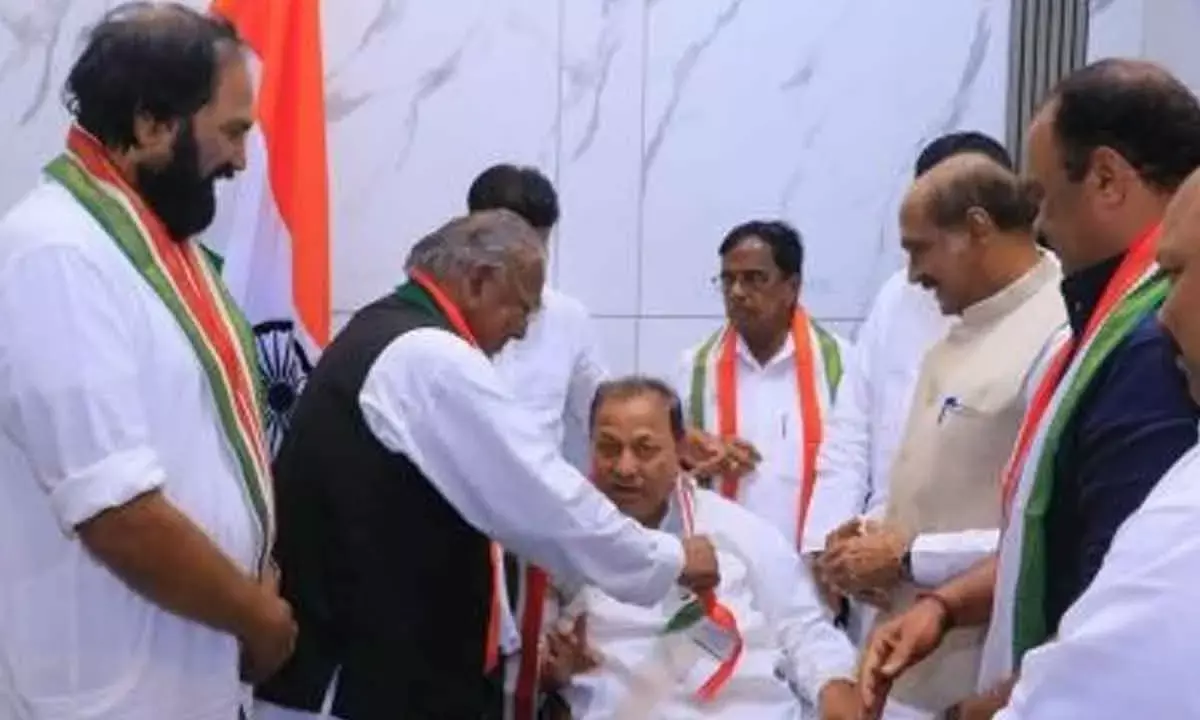 Senior TS leader Srinivas returns to Cong