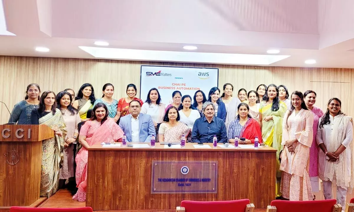 Members of Women’s Wing – VCCI, Amazon Web Services, MSMEmatters and Aaroh Consulting with MSME’s in Visakhapatnam