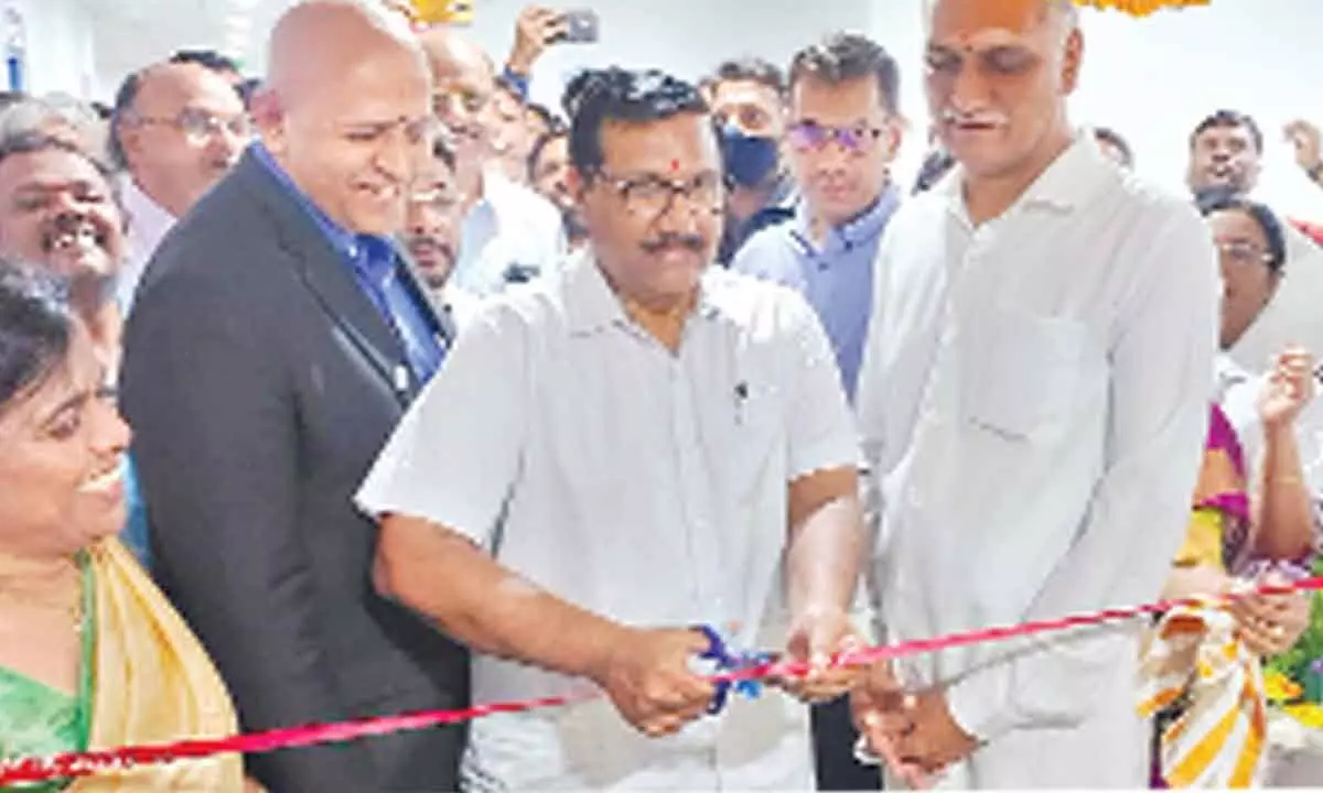 APF Director K Nityananda Reddy, with Health Minister Thanneeru Harish Rao, inaugurating oncology block in Redhills, Hyderabad on Sunday