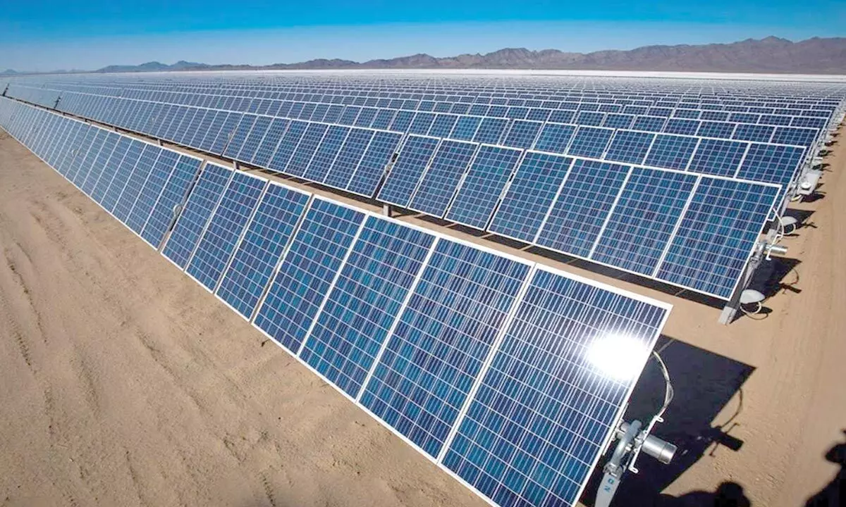 Corporate funding in solar sector bucks the trend in 4th quarter