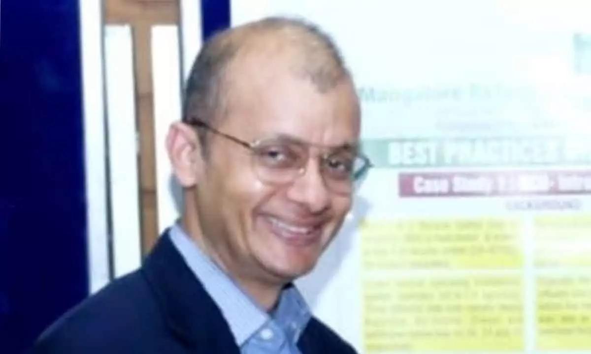 Dr Satish Kumar