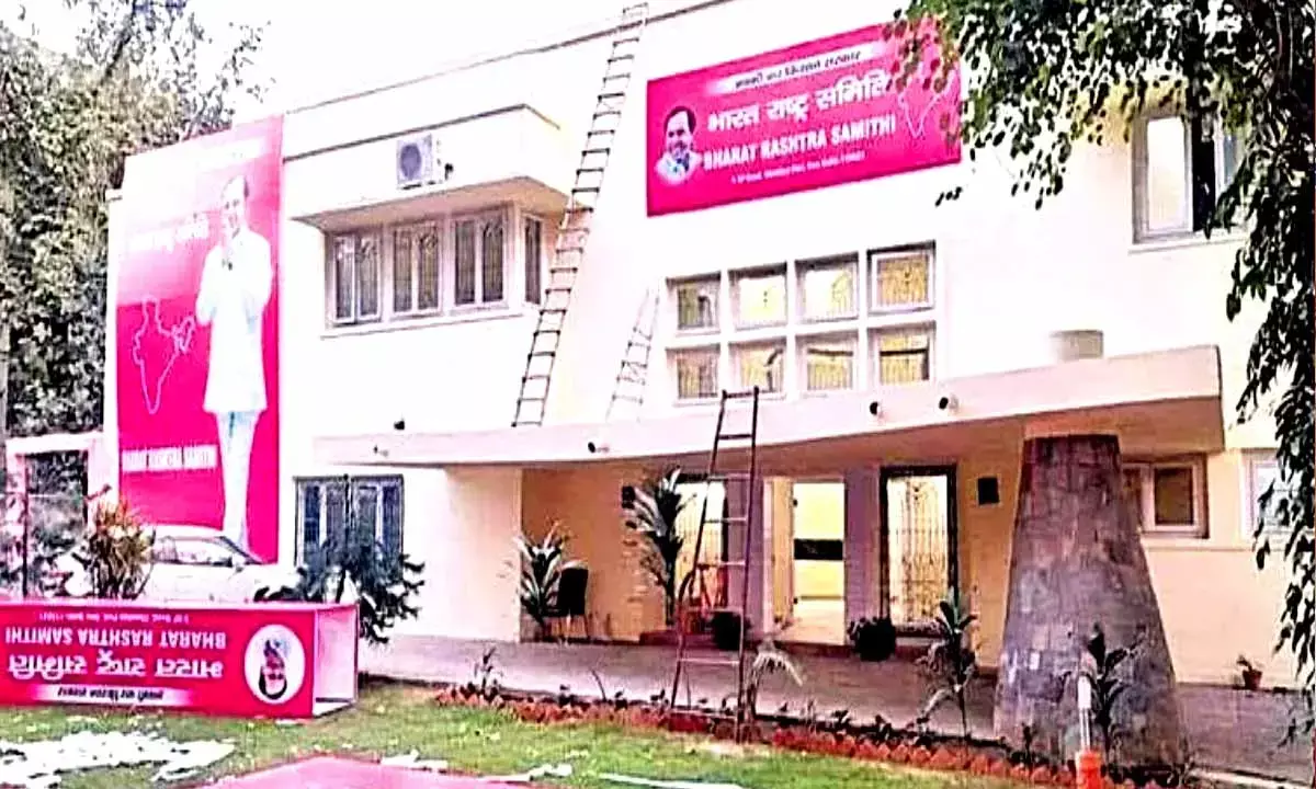 KCR inaugurates permanent BRS office in Delhi