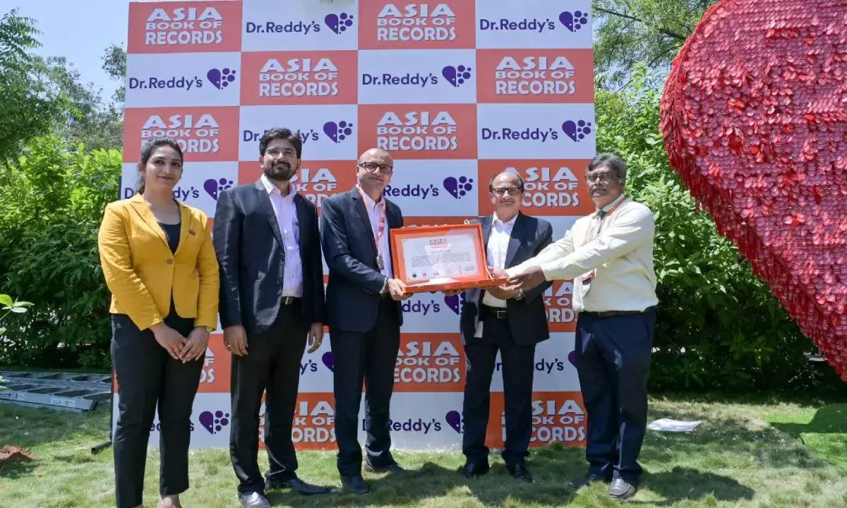 Asia Book of Records adjudicator Ram Mohan Reddy presented the citation certificate to Aditya Vasistha, Cluster Head (Commercial Operations), Dr. Reddy’s and team