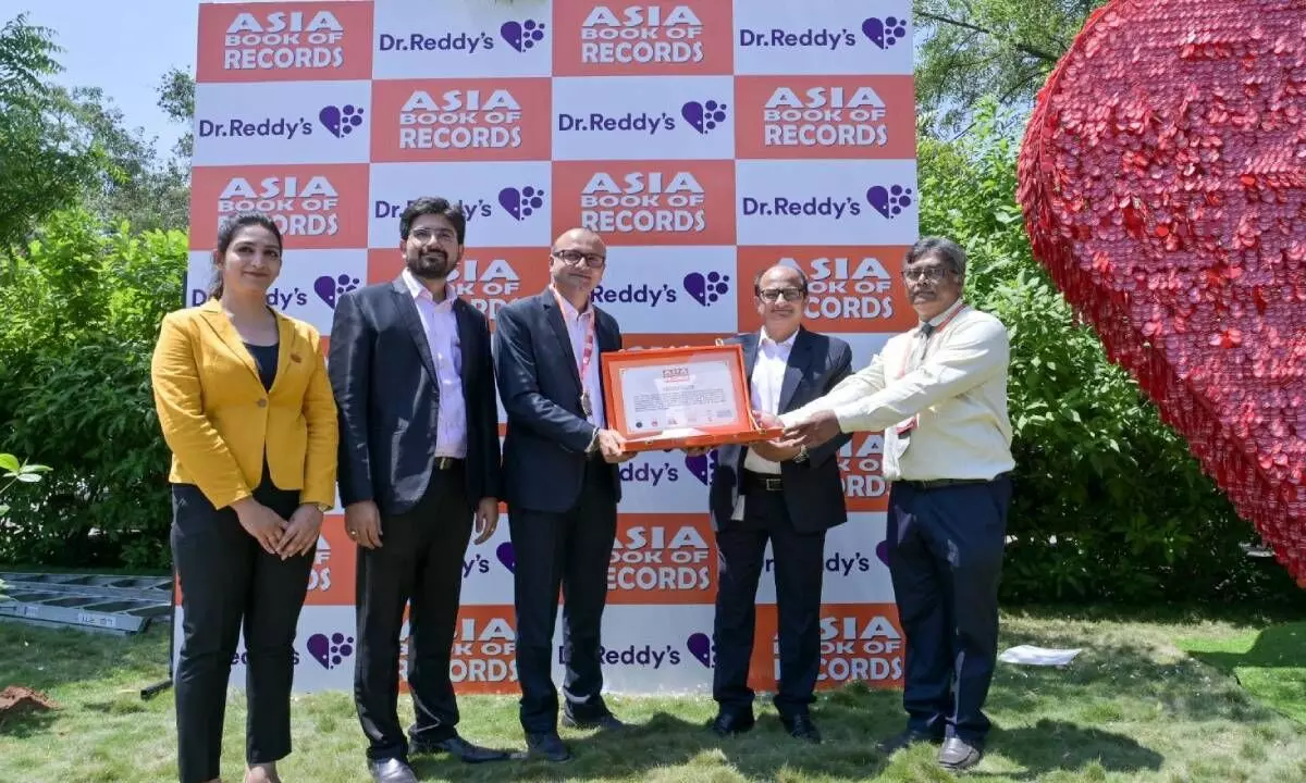 Asia Book of Records adjudicator Ram Mohan Reddy presented the citation certificate to Aditya Vasistha, Cluster Head (Commercial Operations), Dr. Reddy’s and team