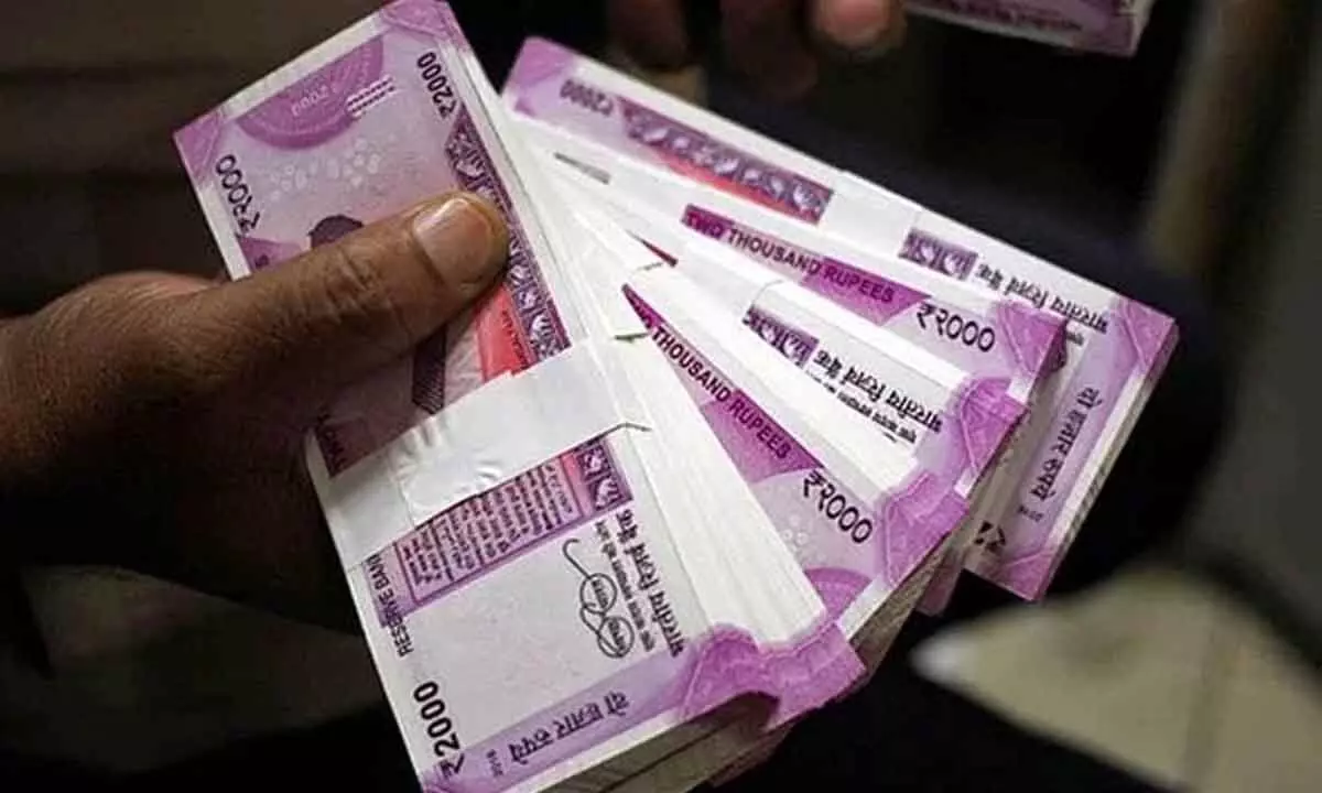 Rs 2,000 notes in circulation not huge, won’t affect gold demand, rupee value