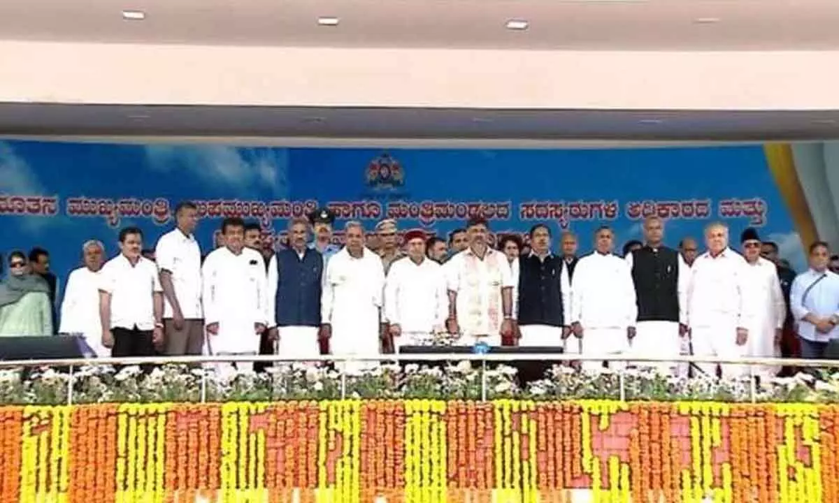 9 crorepati K’taka ministers with criminal cases take oath