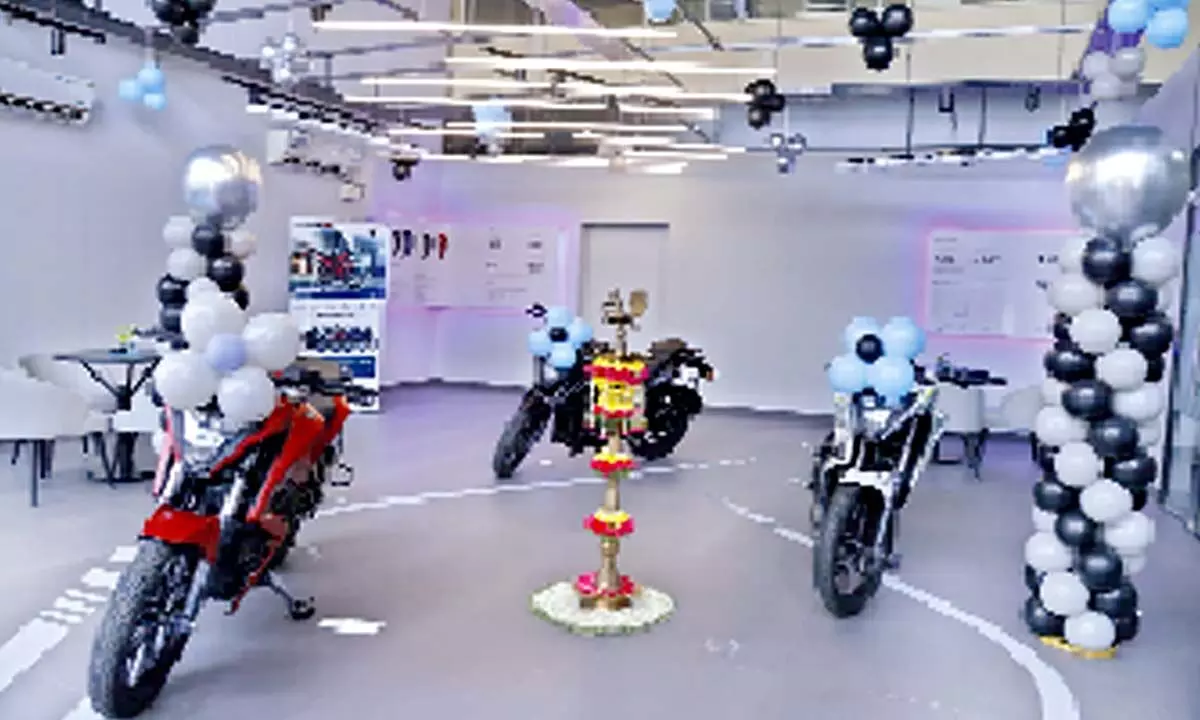 Tork Motors opens experience zone in Guntur