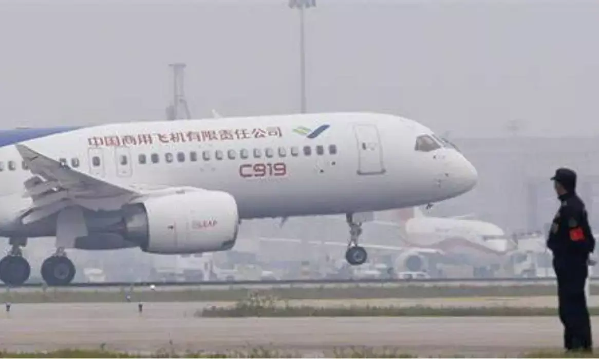 China made passenger aircraft successfully completes its first commercial flight