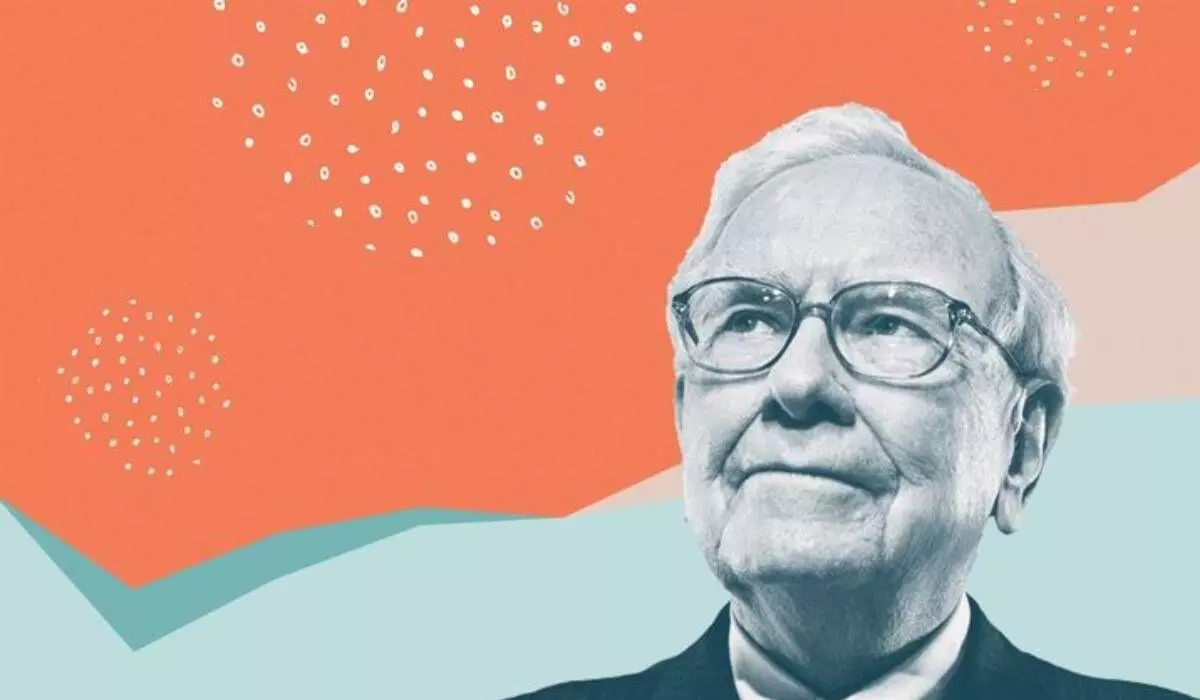 Warren Buffetts Surprising Bet on AI Stocks: Apple, Amazon, and Snowflake
