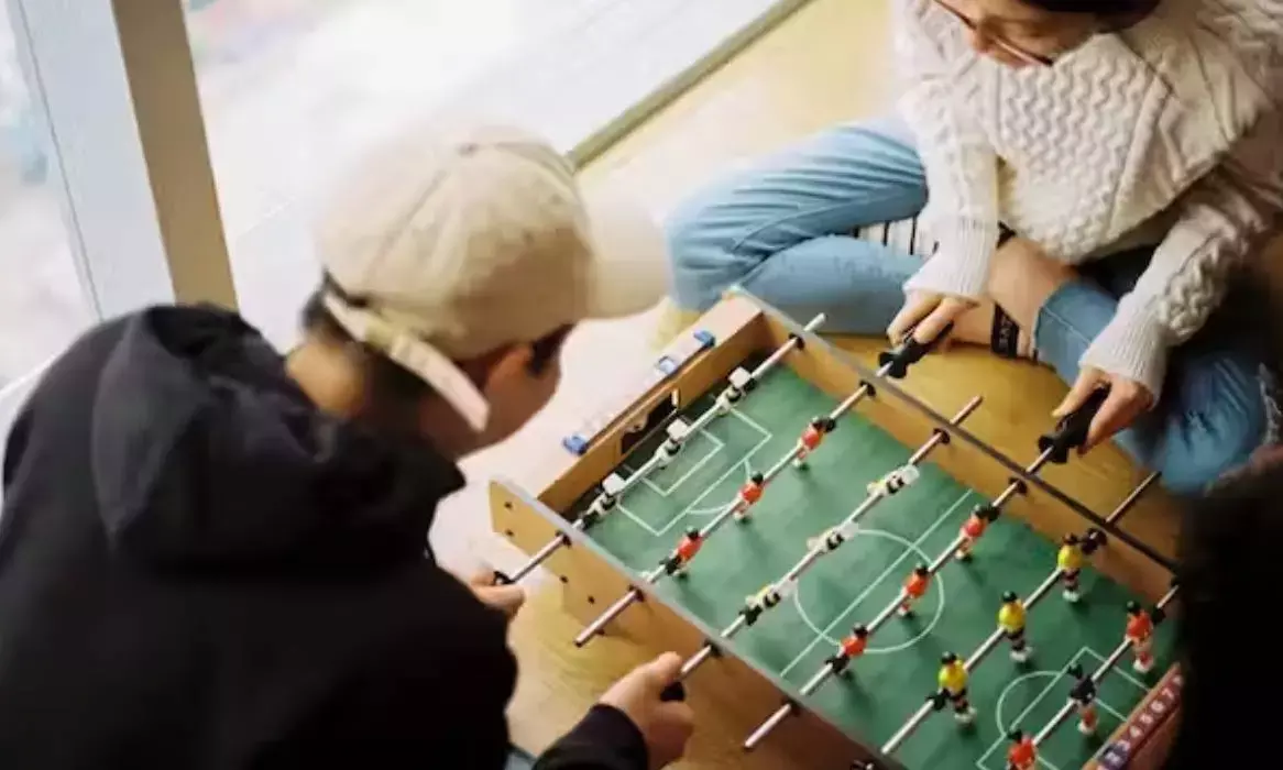 Does competition make us less moral?