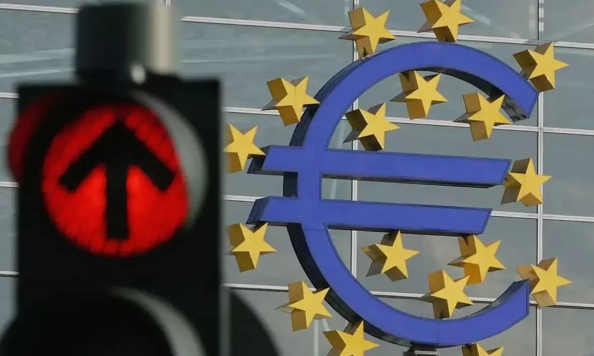 Eurozone slips into recession