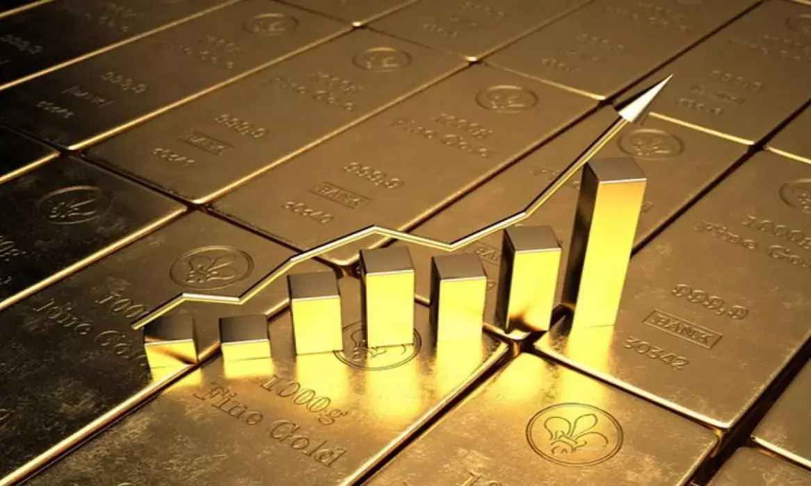 Speculators offloading in futures